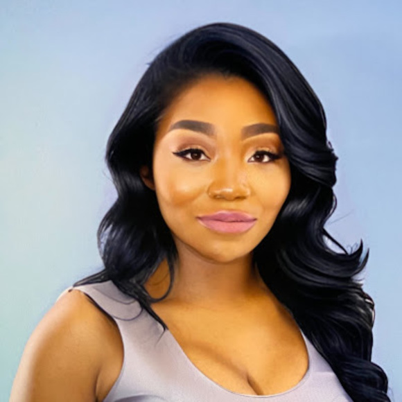 Meet your Posher, Krystal - Picture 1 of 1